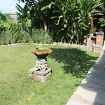 Mm House